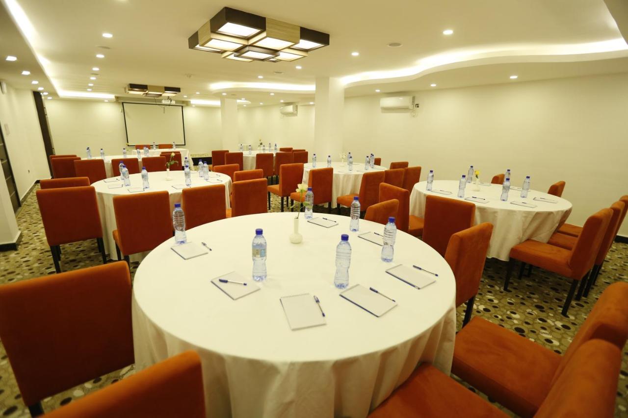 Cassiopeia Hotel Addis Abeba Exterior foto