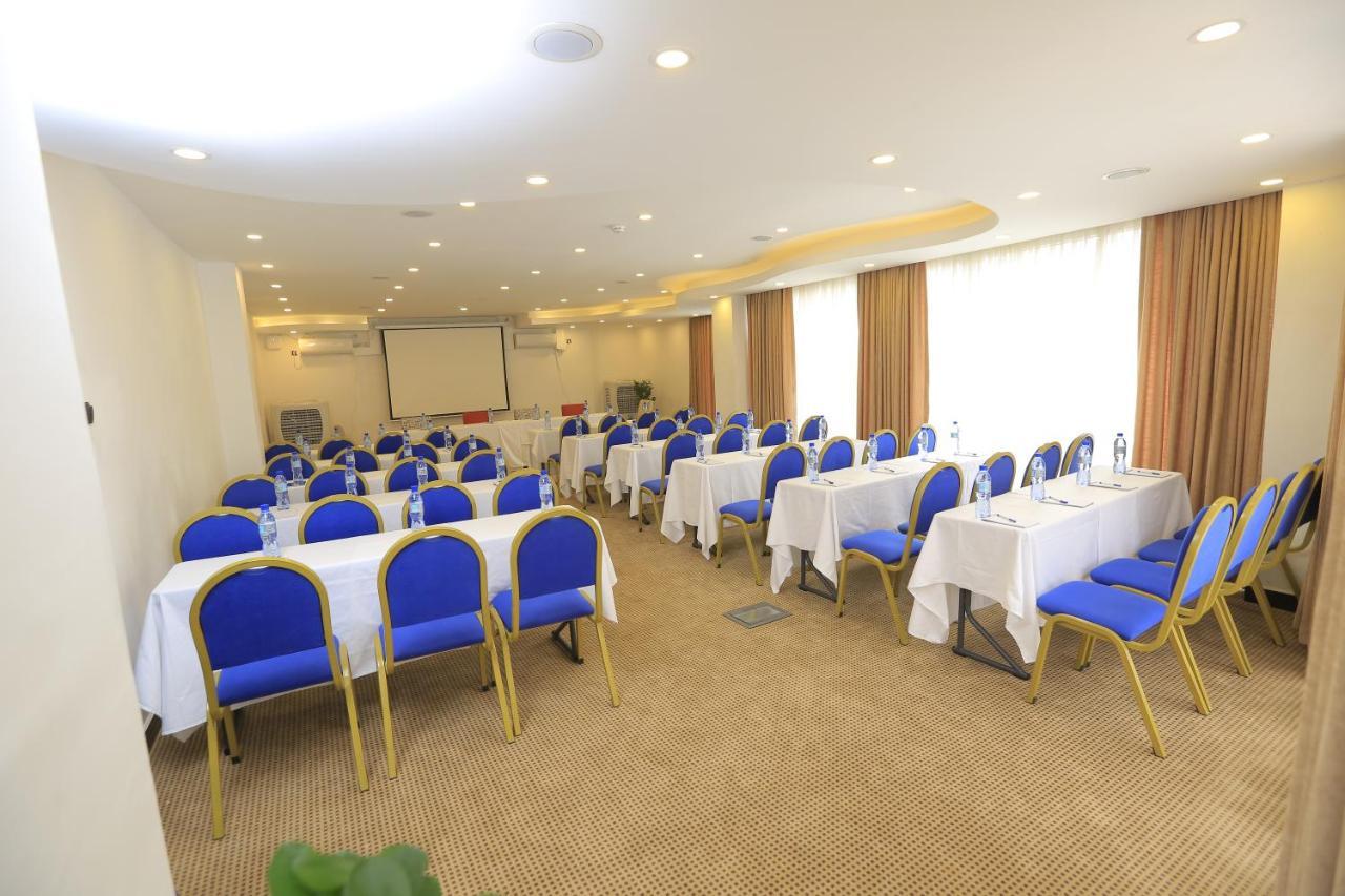 Cassiopeia Hotel Addis Abeba Exterior foto