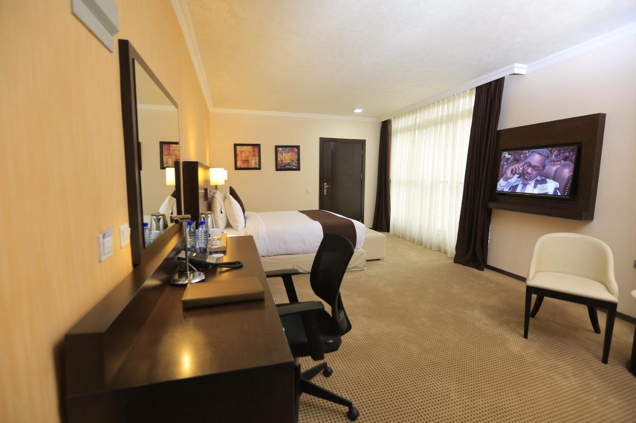 Cassiopeia Hotel Addis Abeba Exterior foto
