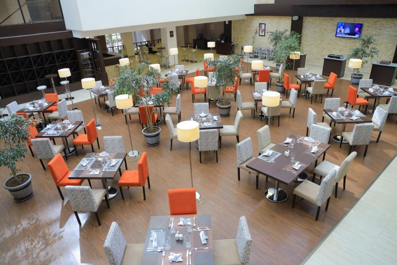 Cassiopeia Hotel Addis Abeba Exterior foto