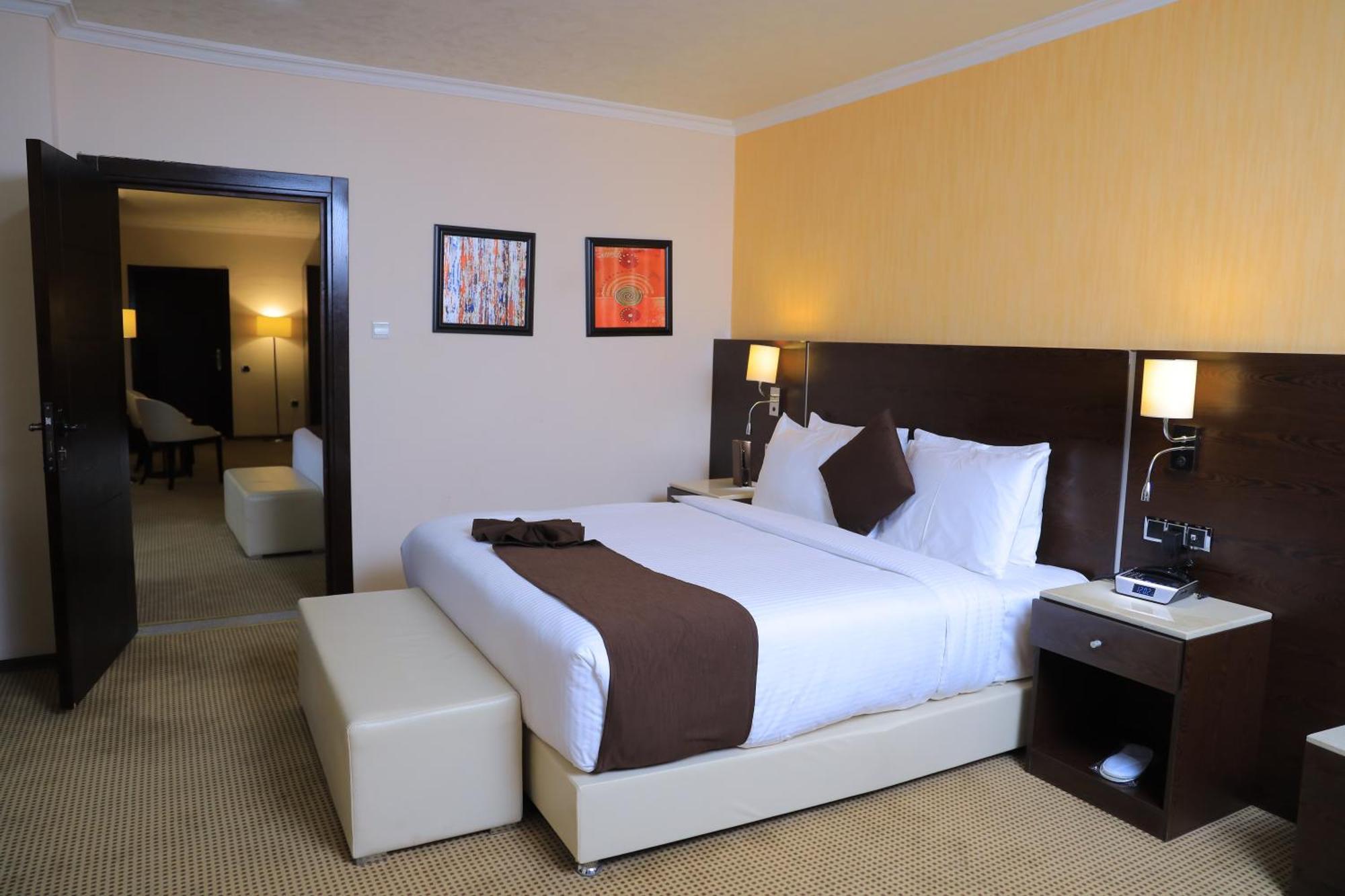 Cassiopeia Hotel Addis Abeba Exterior foto